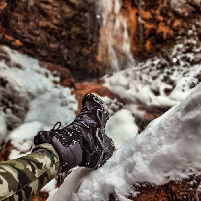 Snow and rock walking boots Clearance